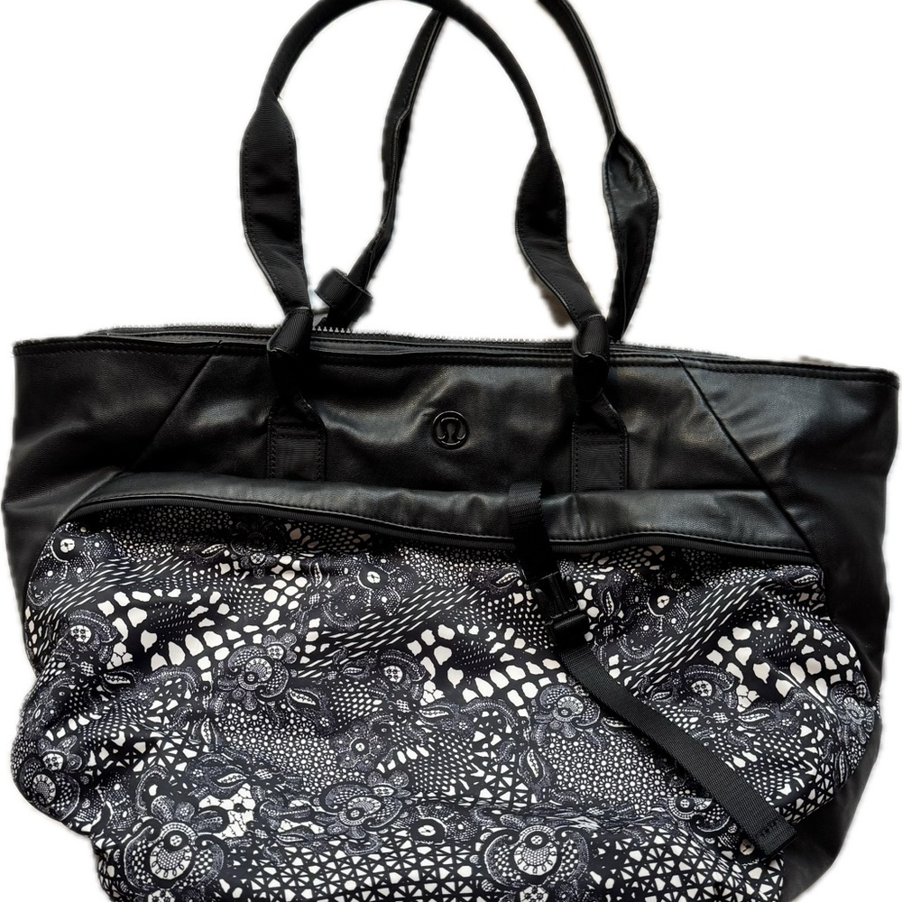 Lululemon Athletica Black and White Tote Bag